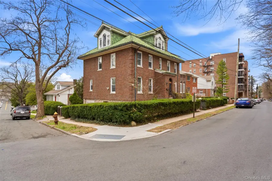 128 Parkway N, Yonkers, NY 10704 - #2