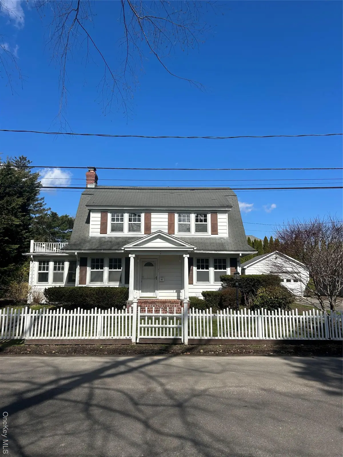 11 Hulse Street, Bellport, NY 11713 - #1