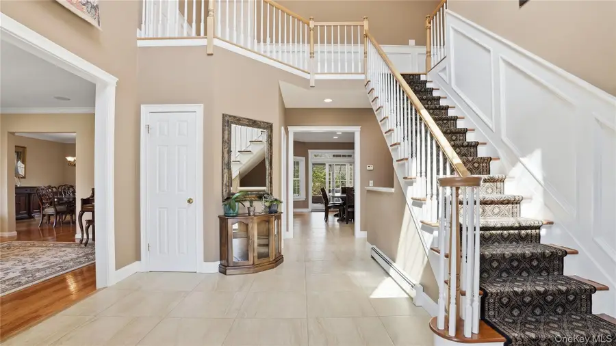 5 Clemens Court, East Setauket, NY 11733 - #3