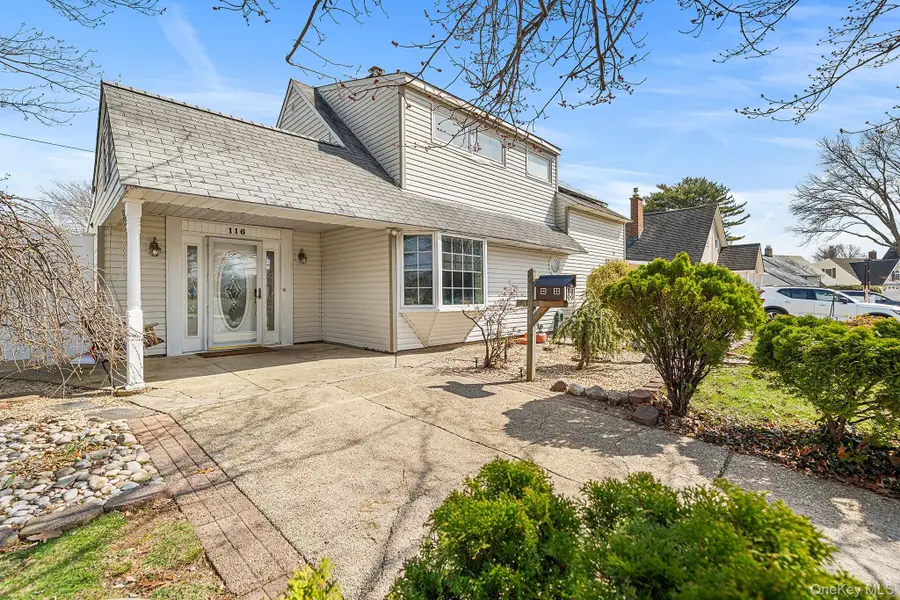 116 Red Maple Drive N, Levittown, NY 11756 - #2