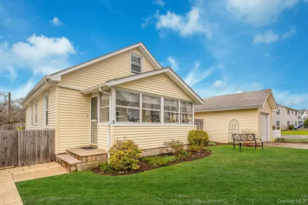 1 William Street, East Northport, NY 11731