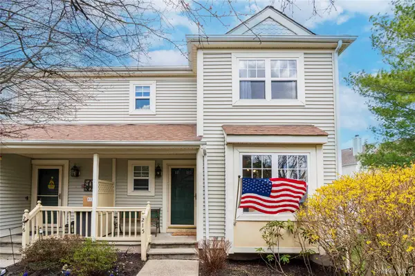 215 Cornwall Meadows Lane #215, Patterson, NY 12563