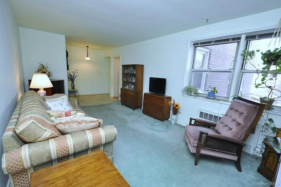 682 Tuckahoe Road #5H, Yonkers, NY 10710 - #3