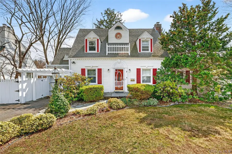 7 Winthrop Lane, Scarsdale, NY 10583 - #3