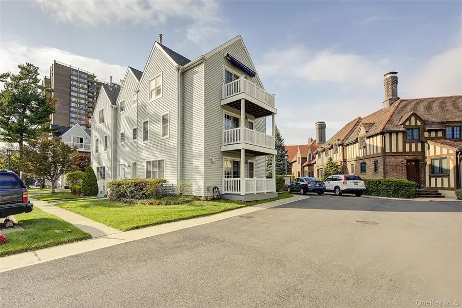 168-03 Powells Cove Boulevard #13, Beechhurst, NY 11357 - #2