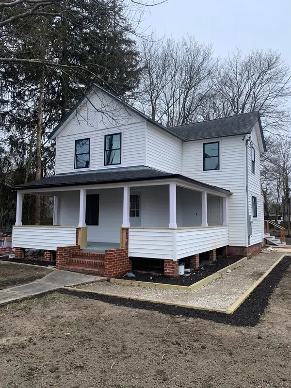 80 Swezey Street, Patchogue, NY 11772