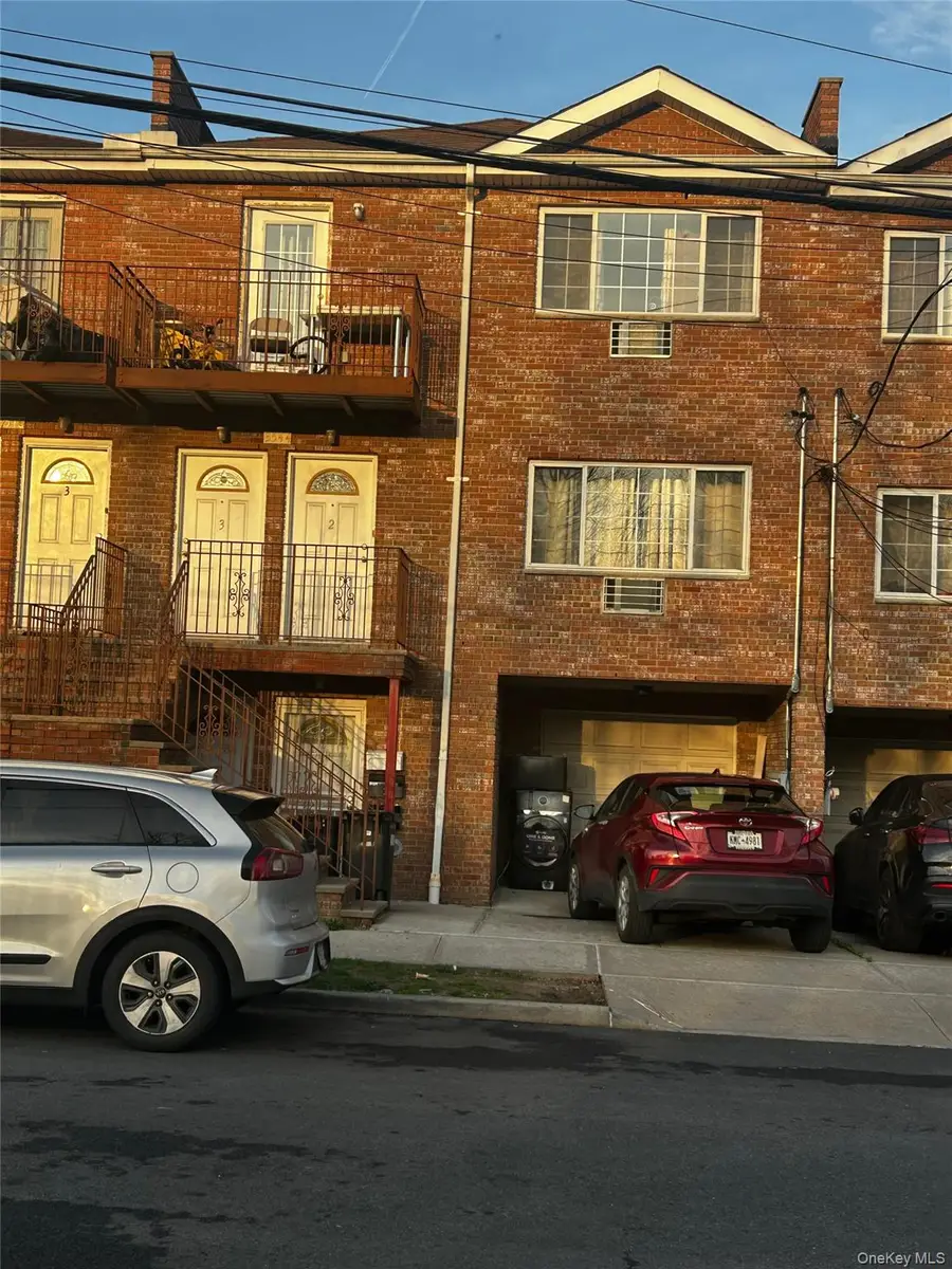 3544 Ely Avenue, Bronx, NY 10466 - #2