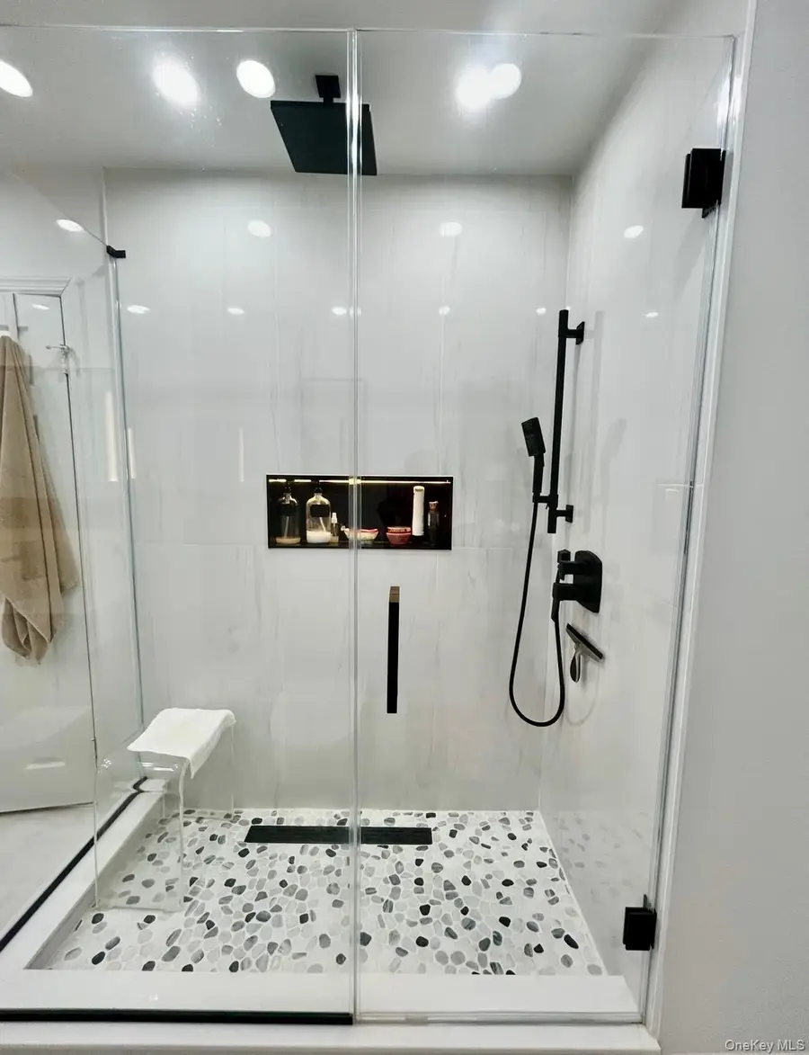 35 Florence Avenue, Massapequa, NY 11758 - #3