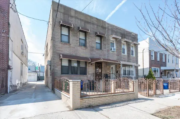 717 Calhoun Avenue, Bronx, NY 10465