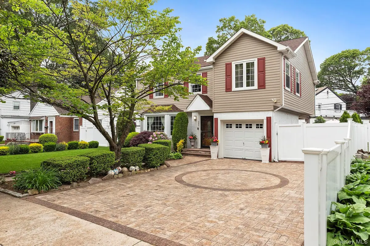 265 Taylor Road, West Hempstead, NY 11552 - #1