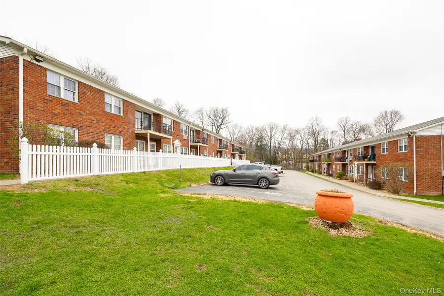 6 Colonial Road #44, Beacon, NY 12508 - #3