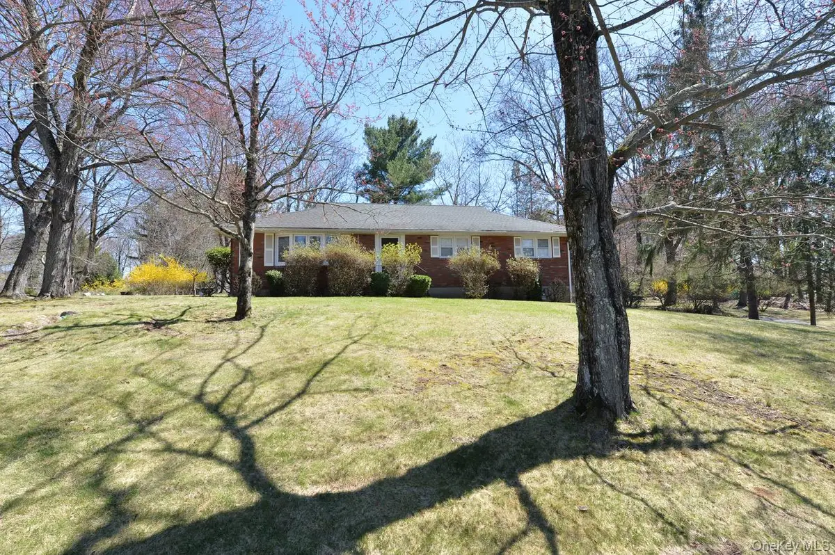2 Augur Road, Airmont, NY 10901 - #1