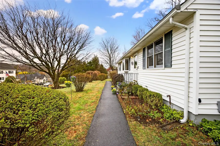 107 Whittier Drive, Thornwood, NY 10594 - #3