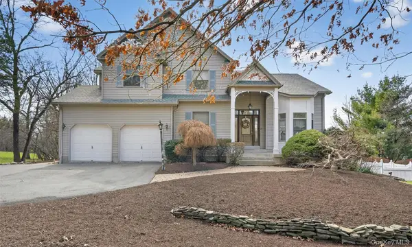 5 Quaker Mill Run, Florida, NY 10921