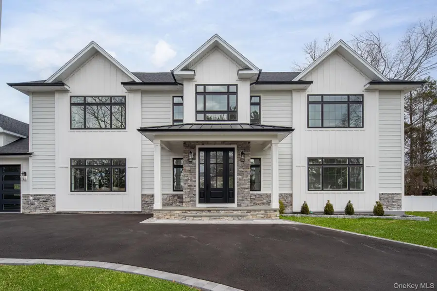 11 Edcris Lane, Huntington, NY 11743 - #2