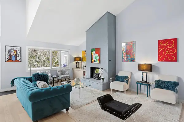 514 Pantigo Road #22, East Hampton, NY 11937