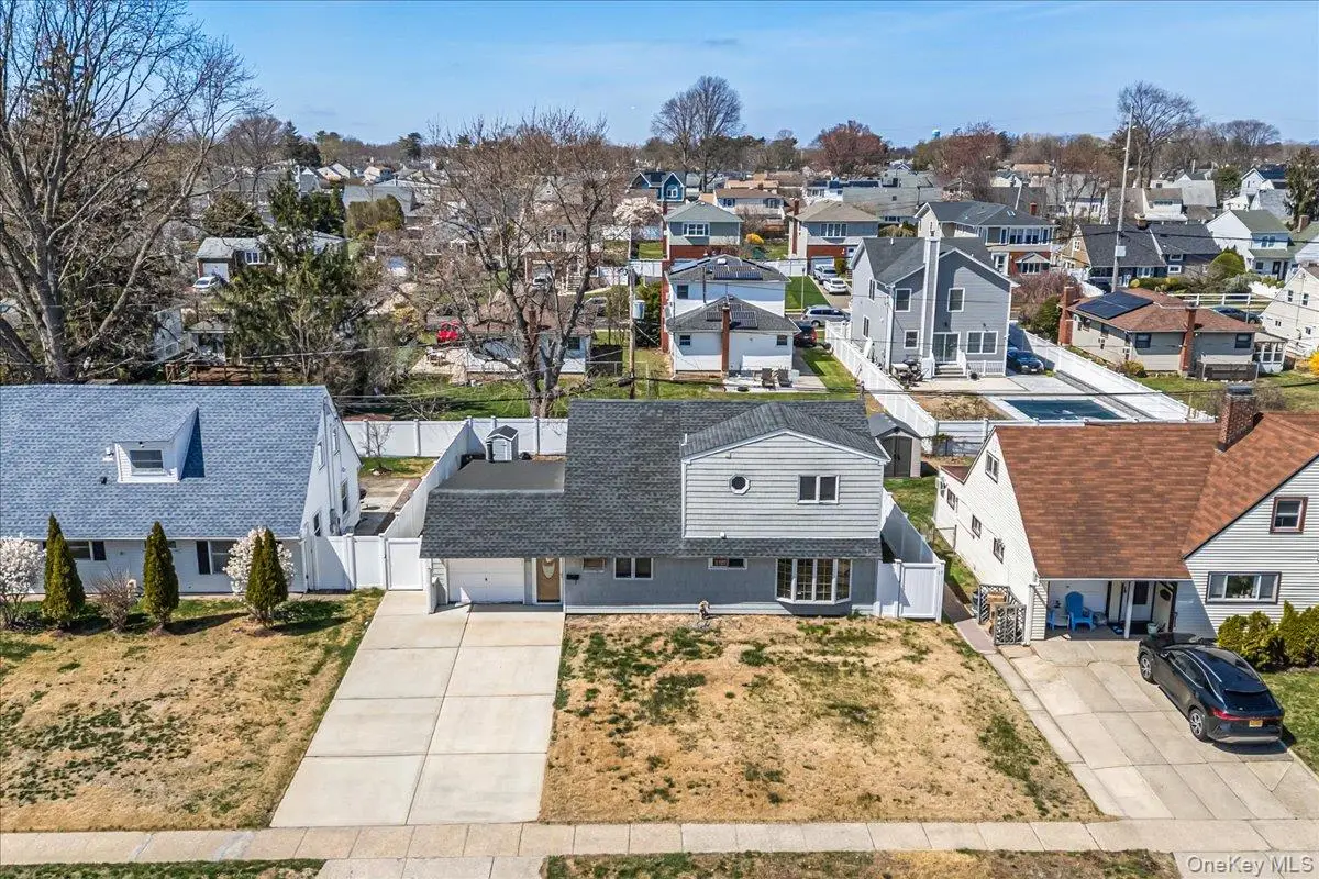 65 Prentice Road, Levittown, NY 11756 - #1