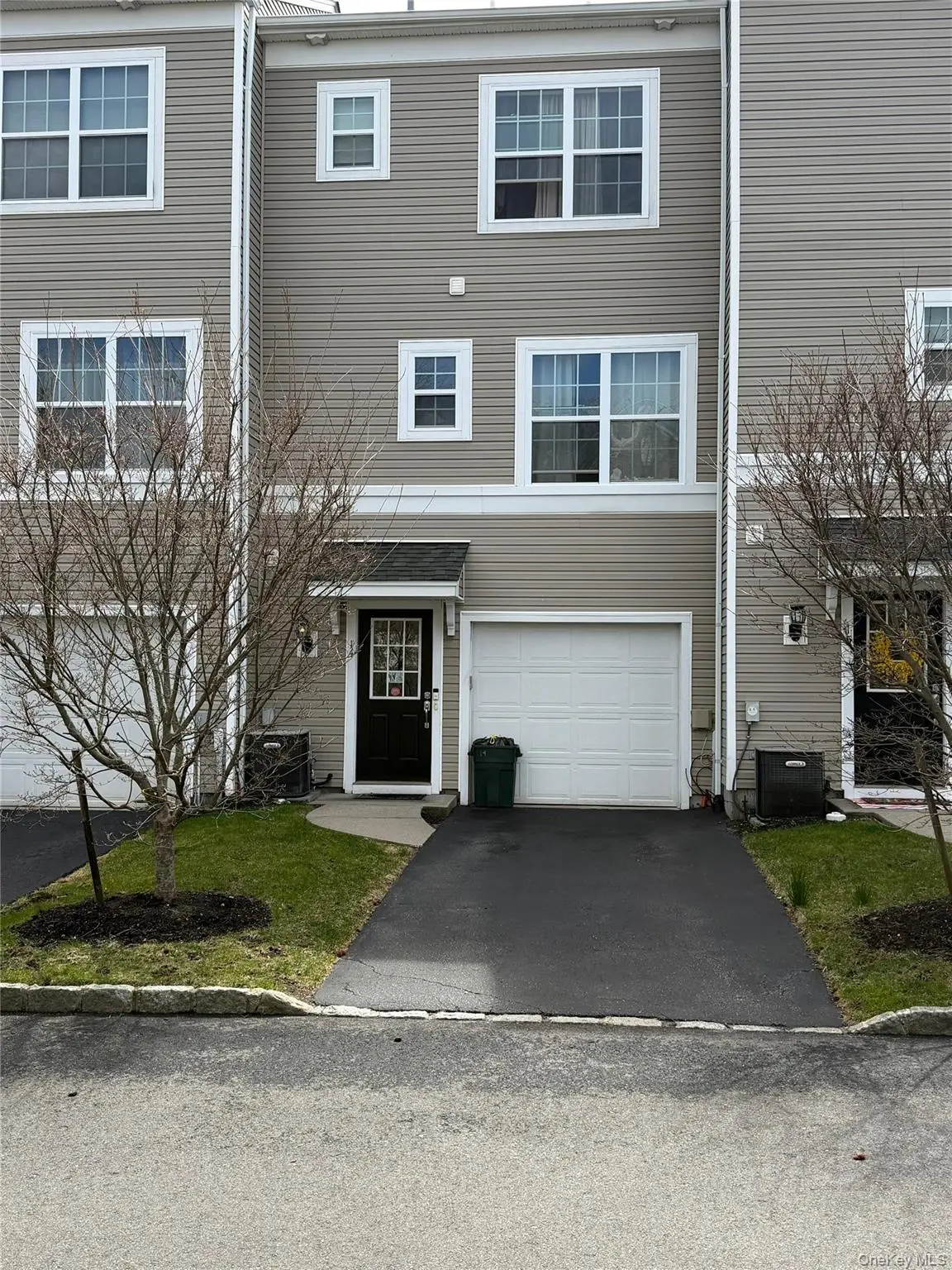 14 Maler Lane, Patchogue, NY 11772 - #1