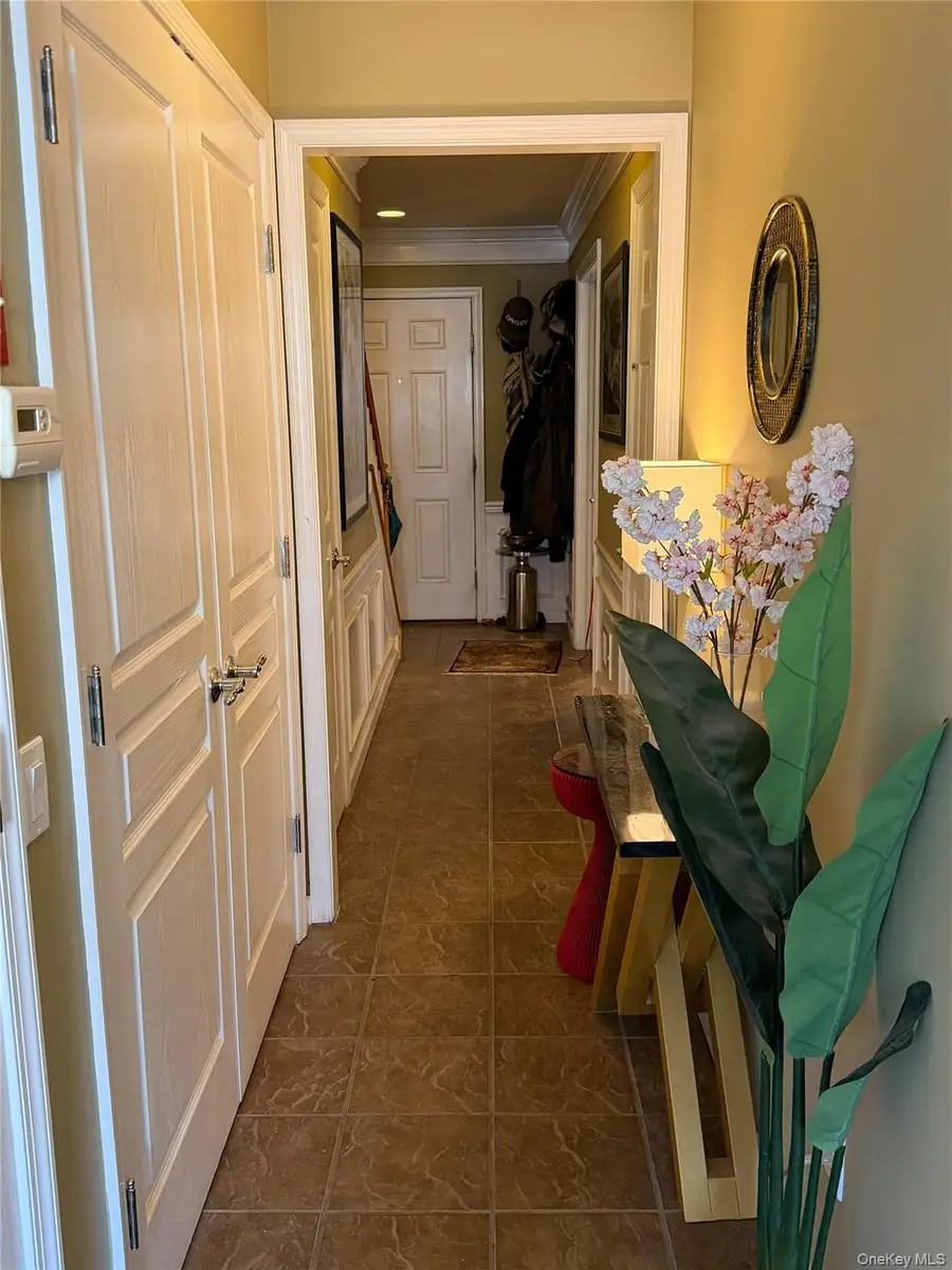 14 Maler Lane, Patchogue, NY 11772 - #2