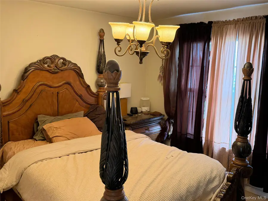 14 Maler Lane, Patchogue, NY 11772 - #3