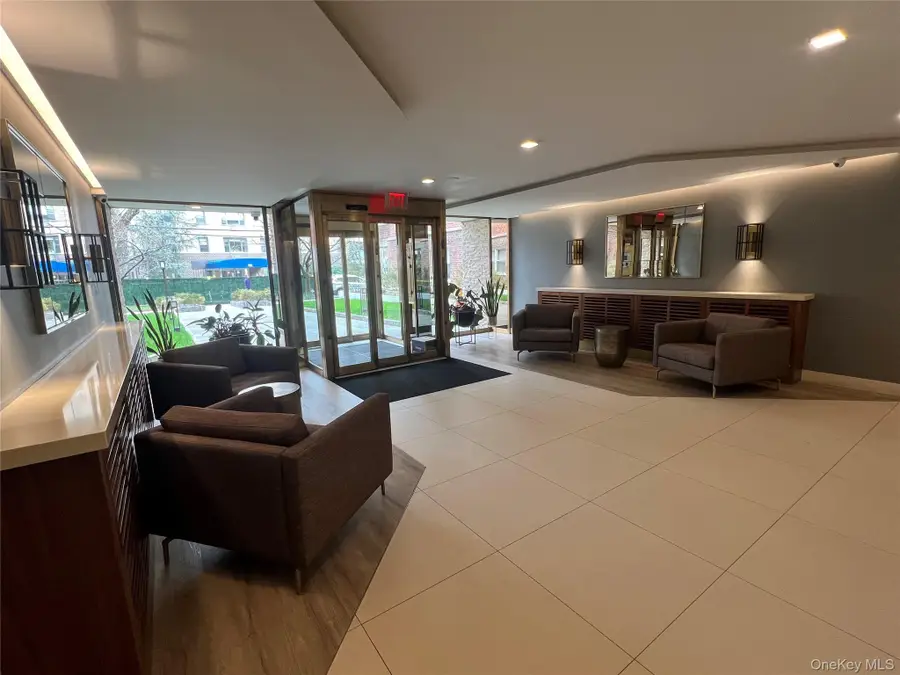 120 E Hartsdale Avenue #1-R, Hartsdale, NY 10530 - #3