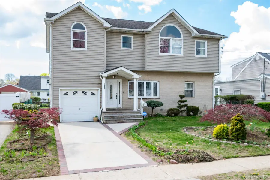 188 Beechwood Avenue, Roosevelt, NY 11575 - #3