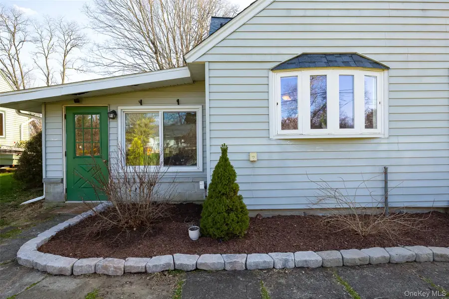 6 Gale Drive, Poughkeepsie, NY 12603 - #3