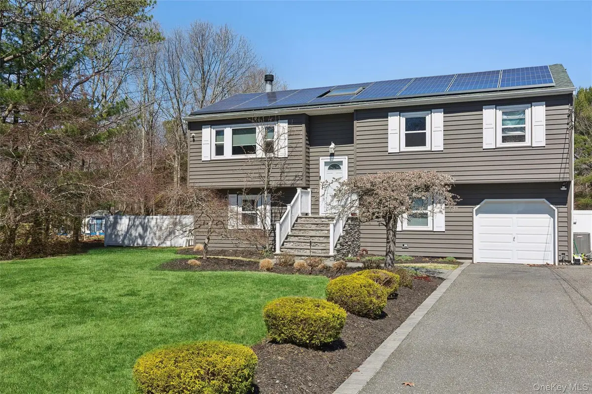 23 Southfield Road, Middle Island, NY 11953 - #1