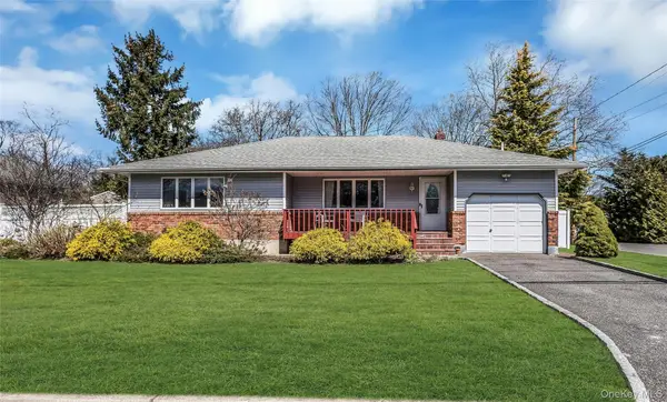 31 Baldwin Street, East Islip, NY 11730