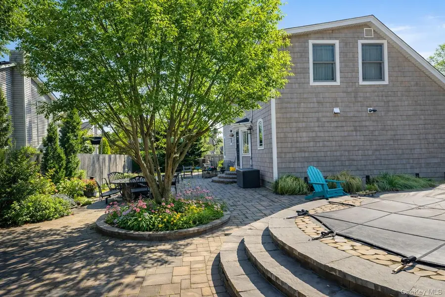 33 2nd Street, Bayport, NY 11705 - #2