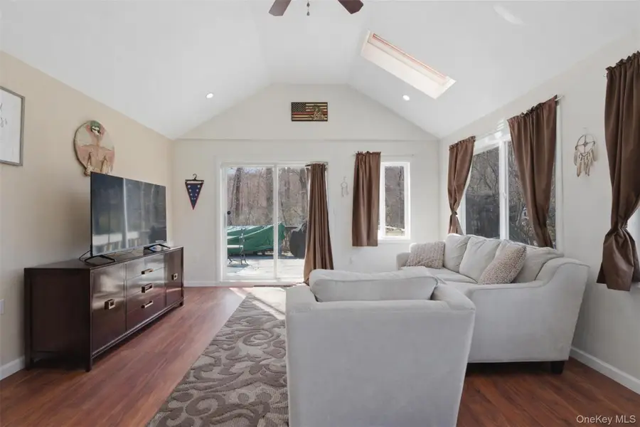 35 Highland Road, Mahopac, NY 10541 - #3