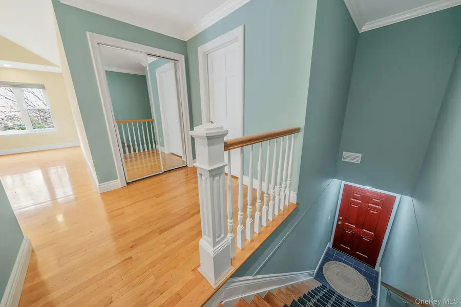 12 Greenmeadow Drive #12, Babylon, NY 11702 - #3