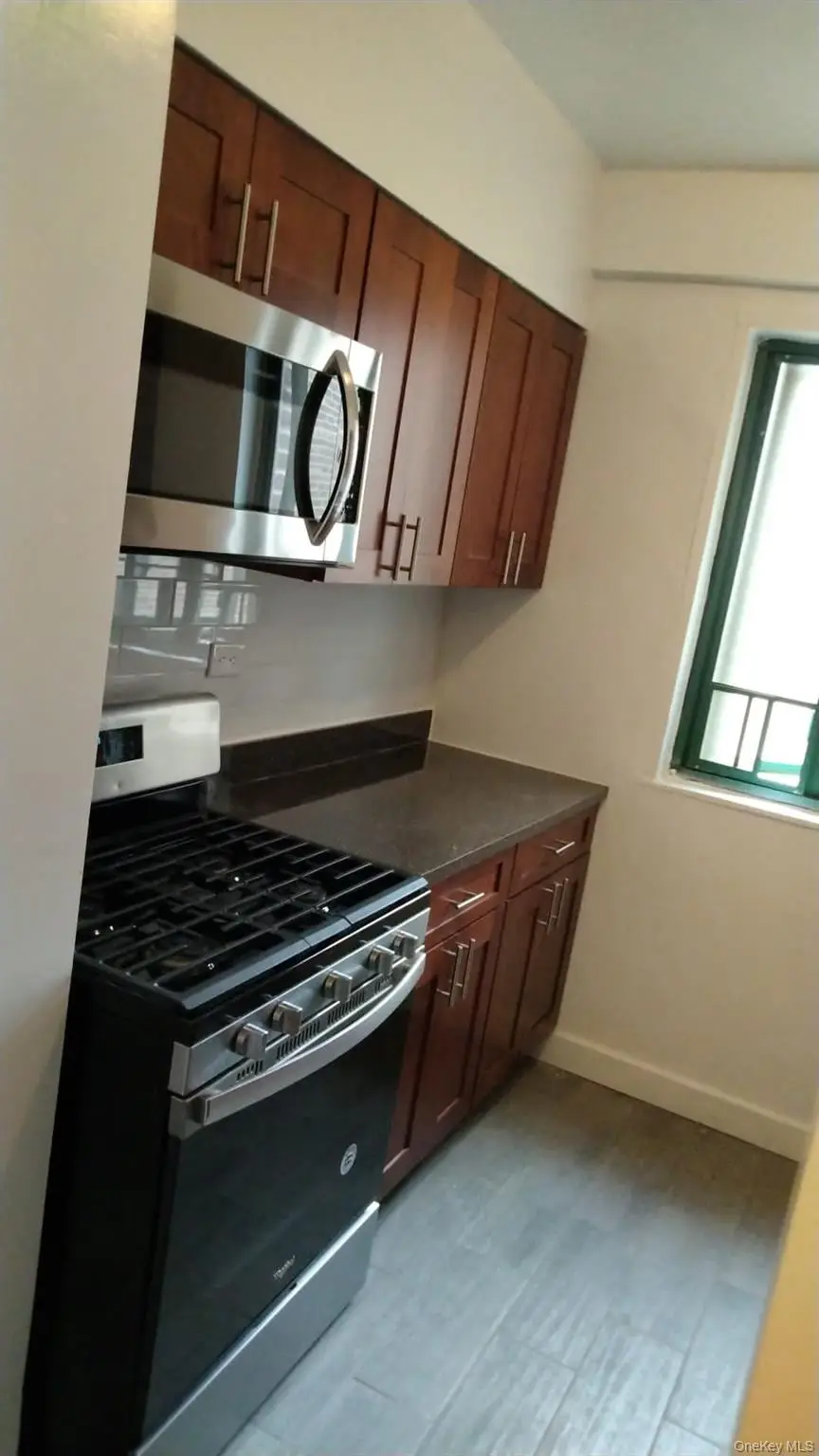 1501 Metropolitan Avenue #11G, Bronx, NY 10462 - #3