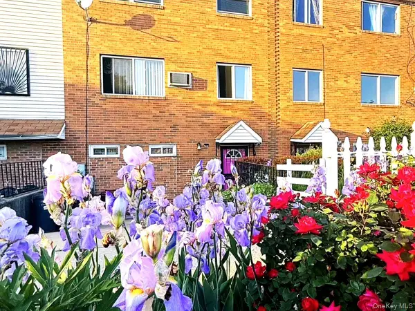 129-15 Sidway Place, Jamaica, NY 11434