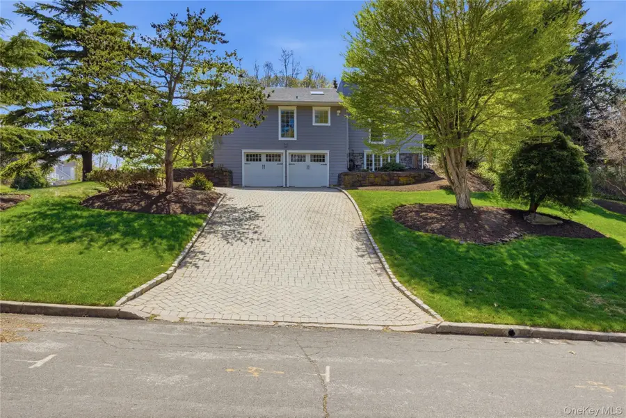 15 Frost Valley Road, Mount Sinai, NY 11766 - #2