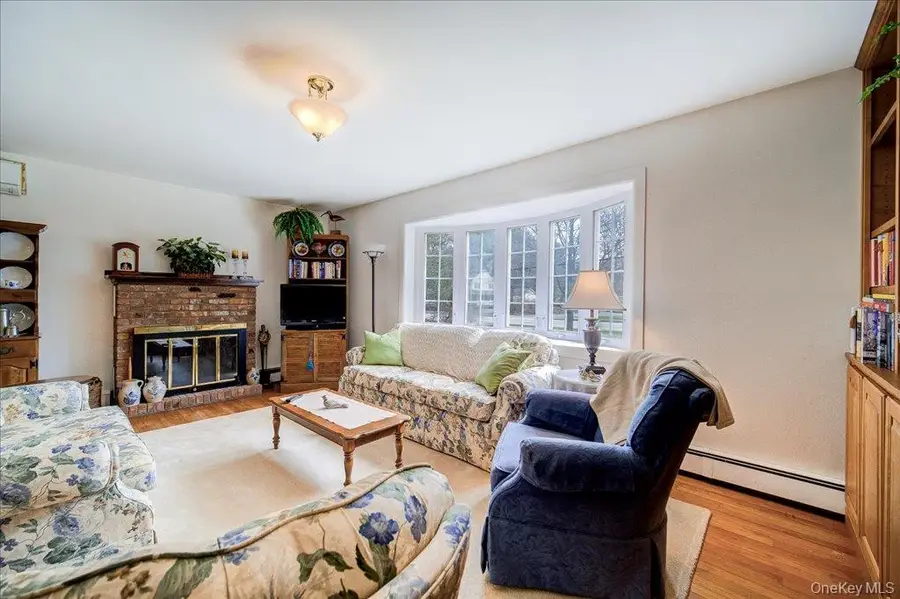 86 W Main Street, Washingtonville, NY 10992 - #2