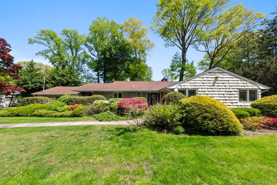 5 The Hemlocks, Roslyn Estates, NY 11577 - #2