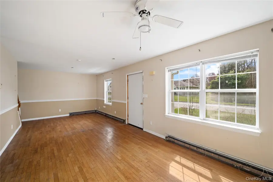 42 Autumn Drive, Poughkeepsie, NY 12603 - #3