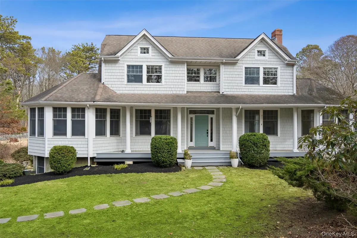 61 Channing Cross, Hampton Bays, NY 11946 - #1
