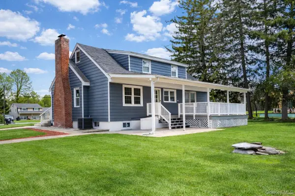 15 Waring Road, Newburgh, NY 12550