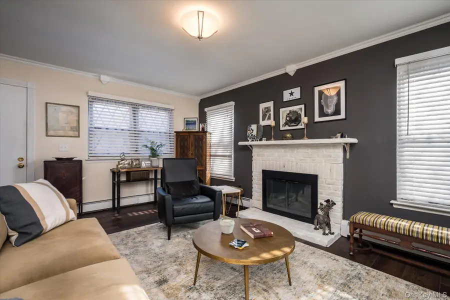 47 Greenmeadow Court, Deer Park, NY 11729 - #2