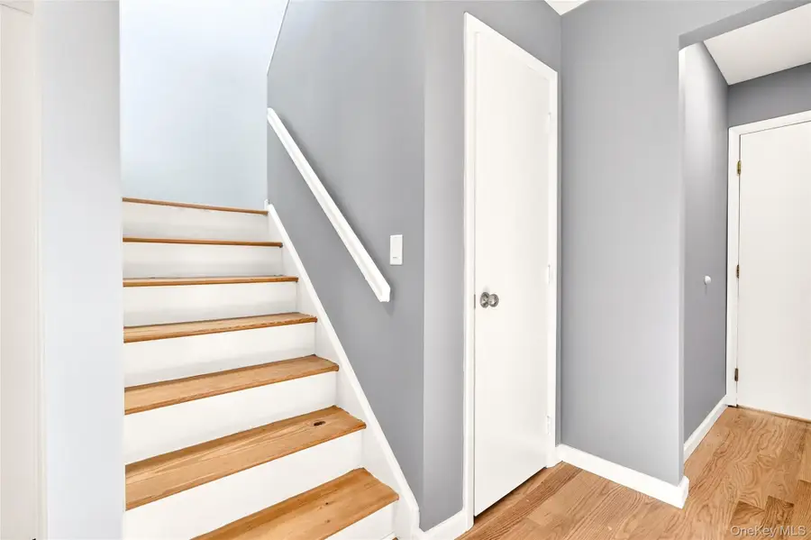 14 Bridle Path Road, Ossining, NY 10562 - #3