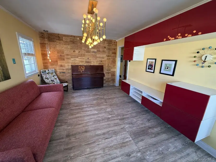 78-36 269th Street, New Hyde Park, NY 11040 - #2