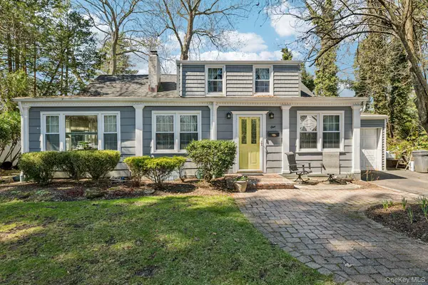 1 Prospect Drive N, Huntington, NY 11746