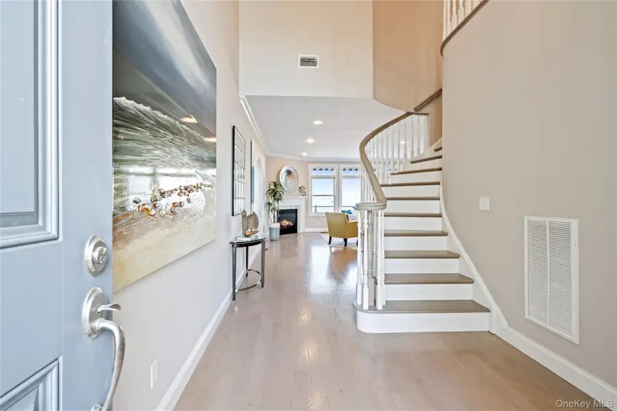 5 Sea Isle Landing, Glen Cove, NY 11542 - #2