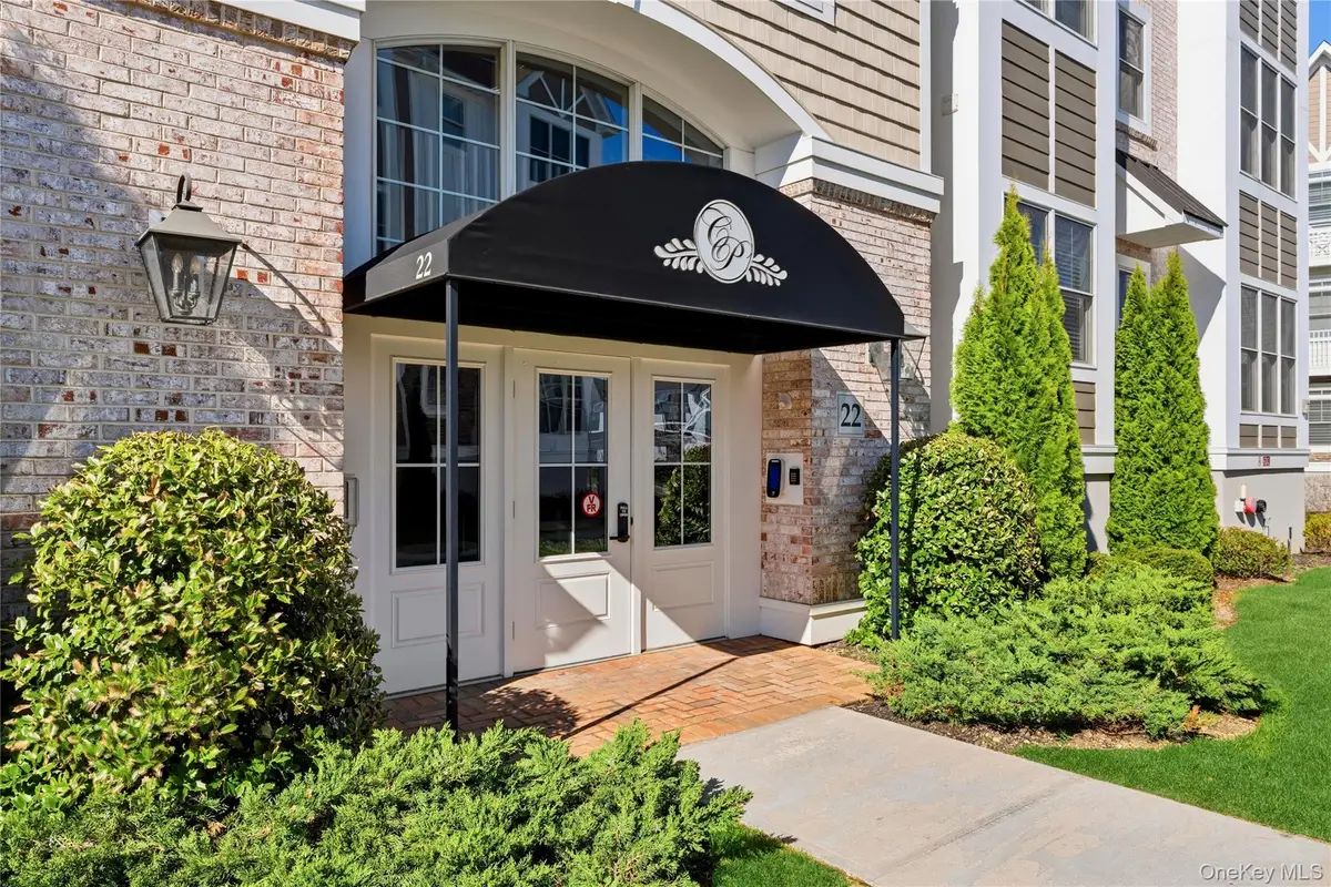 22302 Aspenwood Drive #22302, Plainview, NY 11803 - #1