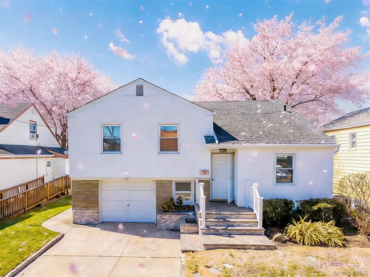 567 Oxford Road, Cedarhurst, NY 11516 - #1