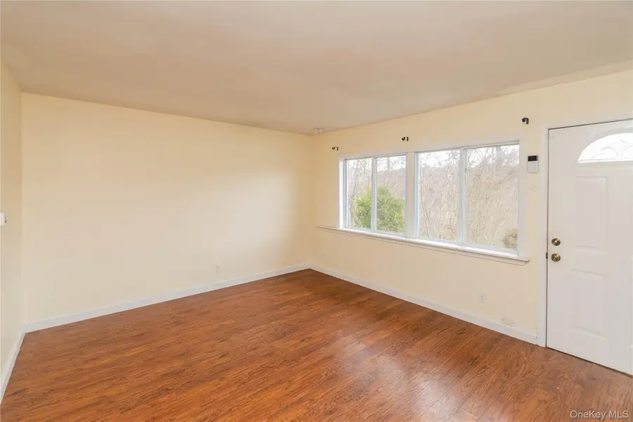 43 Lafayette Drive, New Windsor, NY 12553 - #2