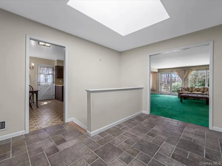 25 Jaegger Drive, Old Brookville, NY 11545 - #3