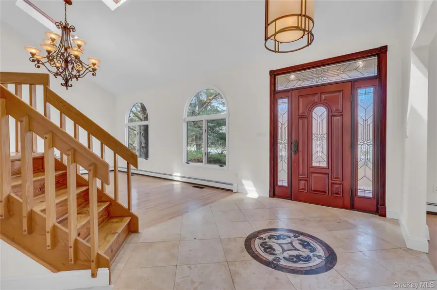 6 Liberty Lane, Miller Place, NY 11764 - #3